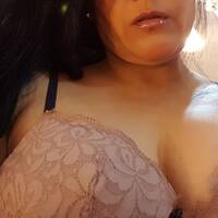 Profile photo of LatinaCalienteMorena - webcam girl