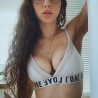 Profile photo of Rosa91 - webcam girl