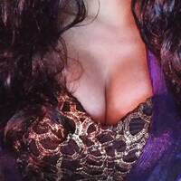 Profile photo of nefertiti_erotika - webcam girl