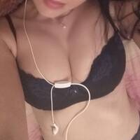Profile photo of Yasmine30 - webcam girl