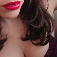 Profile photo of red_lips - webcam girl