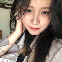 Profile photo of seradotwav - webcam girl