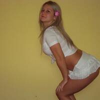 Profile photo of SluttyBlond - webcam girl