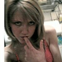 Profile photo of sluttyqueenx1 - webcam girl